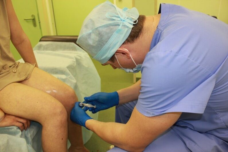 Intra-articular injection is the last resort for very serious knee injuries