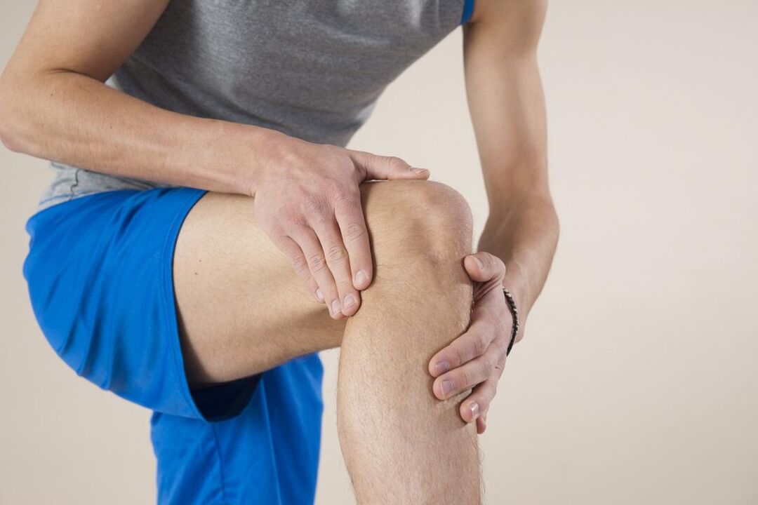 The first joint pain and stiffness due to arthrosis is attributed to muscle and ligament sprains